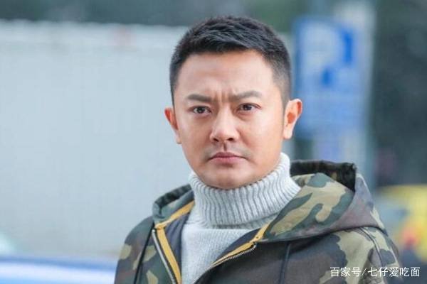 印小天为站长城城墙上跳舞道歉，长城上为啥不能跳舞？