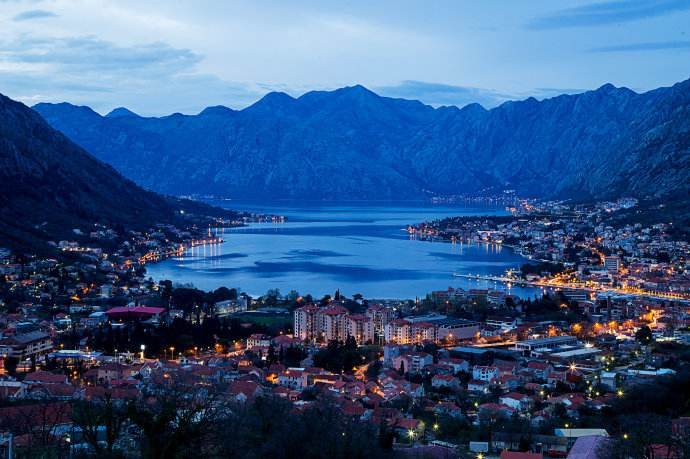 波黑属于哪个国家