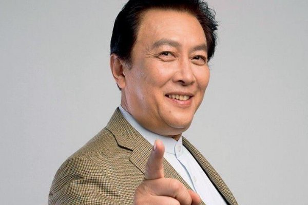 唐国强坐过牢吗