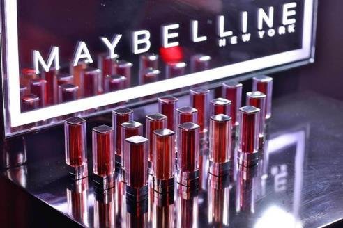 美宝莲是哪个国家的牌子