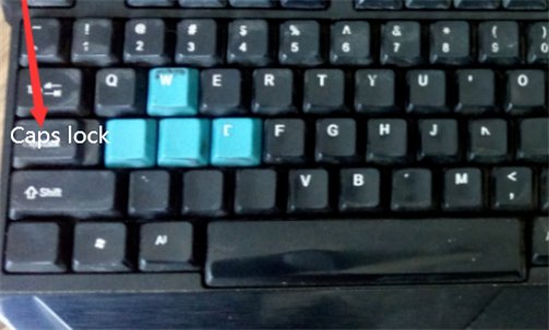 电脑键盘上面3个灯怎么关和怎么开？