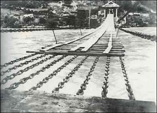 大渡河铁索桥的故事