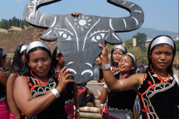 56个民族的风俗和特点是什么？