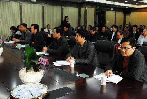 国家机构中，级别，科级、处级、厅级、部级等等的官，是怎么划分和区分的？