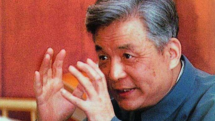 给两弹元勋邓稼先的颁奖词是什么