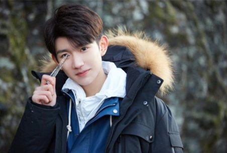 王源现在多少岁以及身高是多少