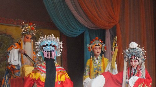 斩秦英的故事背景