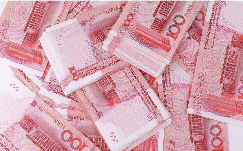 人民币汇率降低，本币是升值还是贬值啊？人都蒙计。