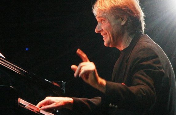 童年的回忆钢琴谱带指法