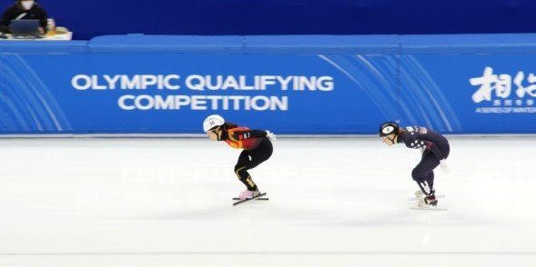 2000米混合接力中国队夺冠，为了这一成绩队员们付出了哪些努力？