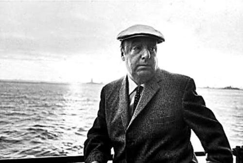 我要在你身上做，春天对樱桃树做的事。by聂鲁达。这句诗应该怎么理解？