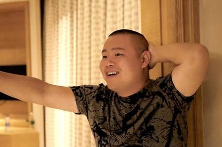 岳云鹏老婆现在做什么工作？岳云鹏是怎么认识老婆的？