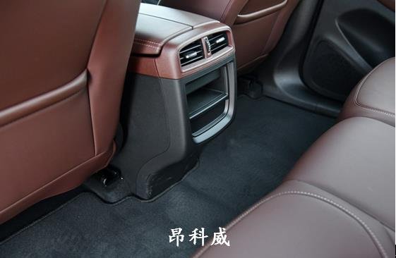 昂科威和探界者哪个好?