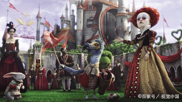 《爱丽丝漫游奇遇记》主要内容是什么?