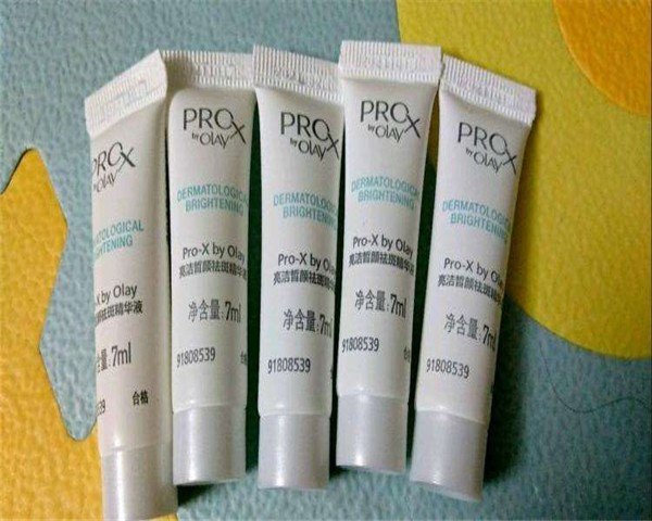 玉兰油淡斑小白瓶怎么样?值得购买吗?