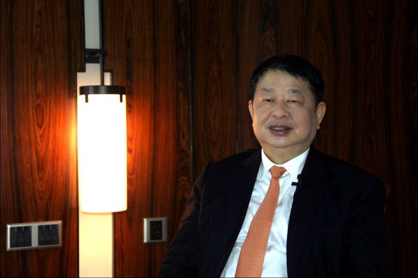 陈景河曾将5100万股A股分给了儿子，如何看待此事？