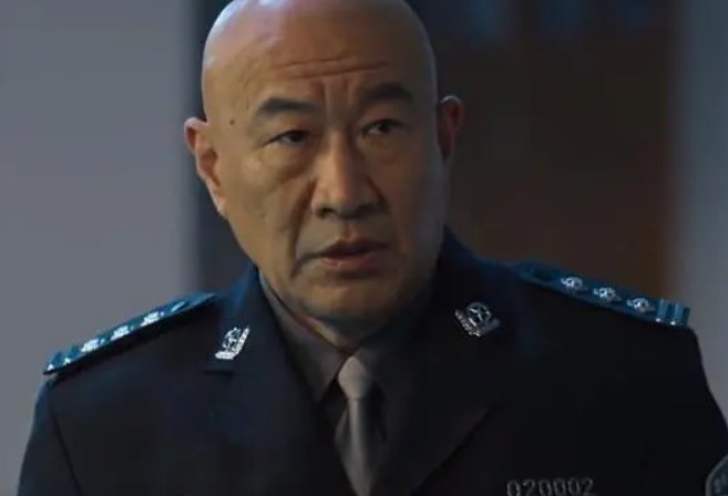 狂飙安欣父亲是谁?