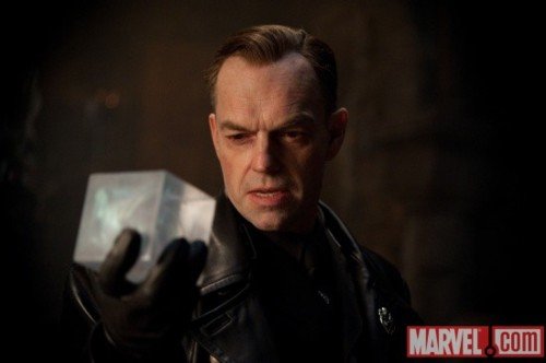 请问红骷髅和泽莫男爵在破相毁容之前是什么样子的？