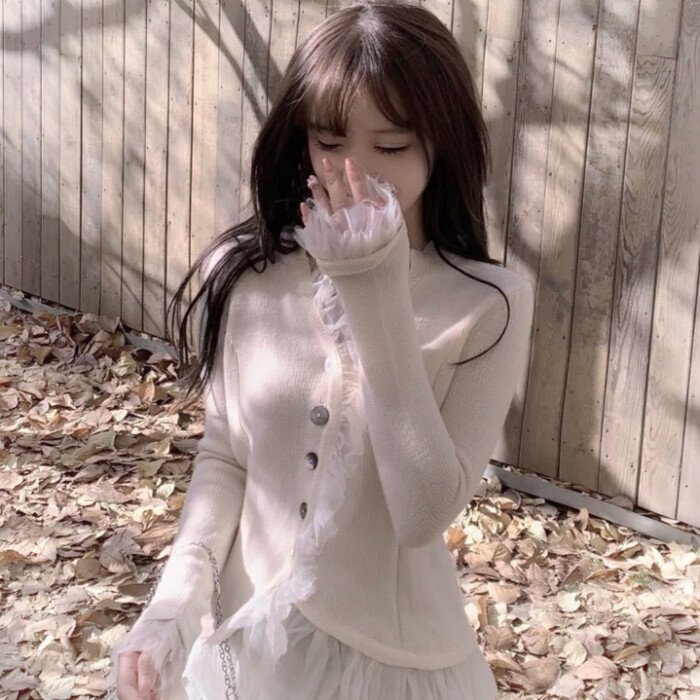 以前都说:相爱容易相守难,为何如今连相爱都变难了呢?