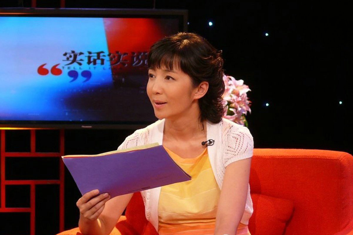 主持人和晶与老公在节目中结缘，36岁高龄生下女儿，如今怎样？