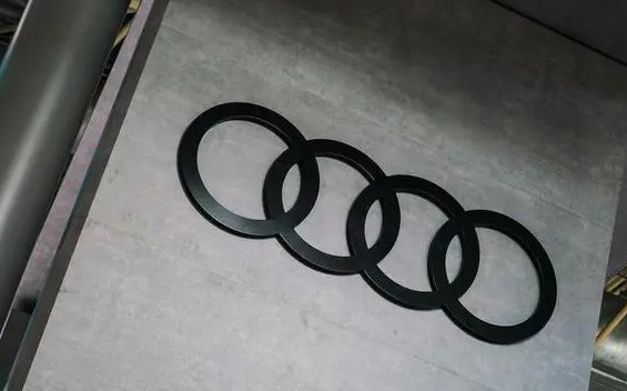 奥迪涉嫌抄袭文案被指有更早作者，该文案的作者到底是谁？