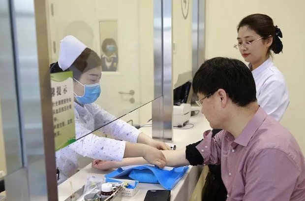 广东深圳一女子体检不到两月确诊患癌,体检的时候为何没查出来?