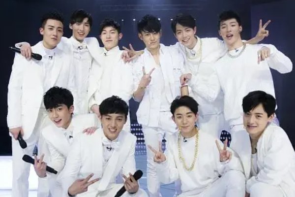 燃烧吧少年是哪一年的