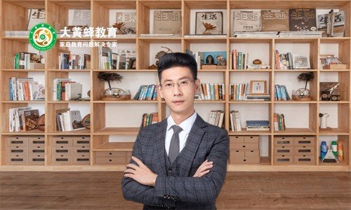 孩子3岁去公园玩，当看到别人的玩具就想要，和别的小朋友交换玩具，对方不愿意交换，就开始吵闹？