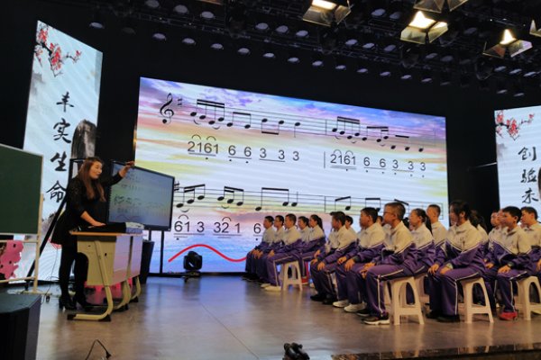 哈尔滨中考分数线?