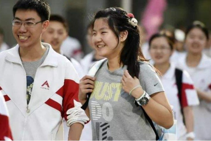 2023年高考山西理科三本分数线是多少？