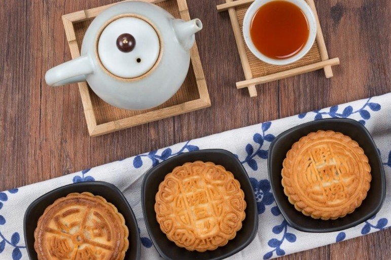 又是一年中秋时的上句