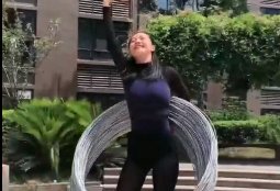 90后女孩一分钟摇300个呼啦圈，她曾因此获得过什么荣誉？