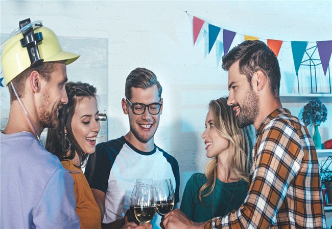 男票为什么总是要我带他兄弟一起玩呢？