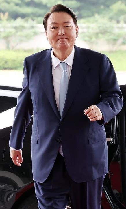 在国际舞台上,韩总统接连“受辱”,“翻车”背后暴露了哪些问题?