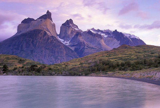 日大思风同时组词，是哪个字