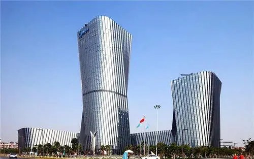 美的居然卖手套了,你觉得这是不务正业吗?