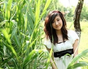 操凌雅的个人资料